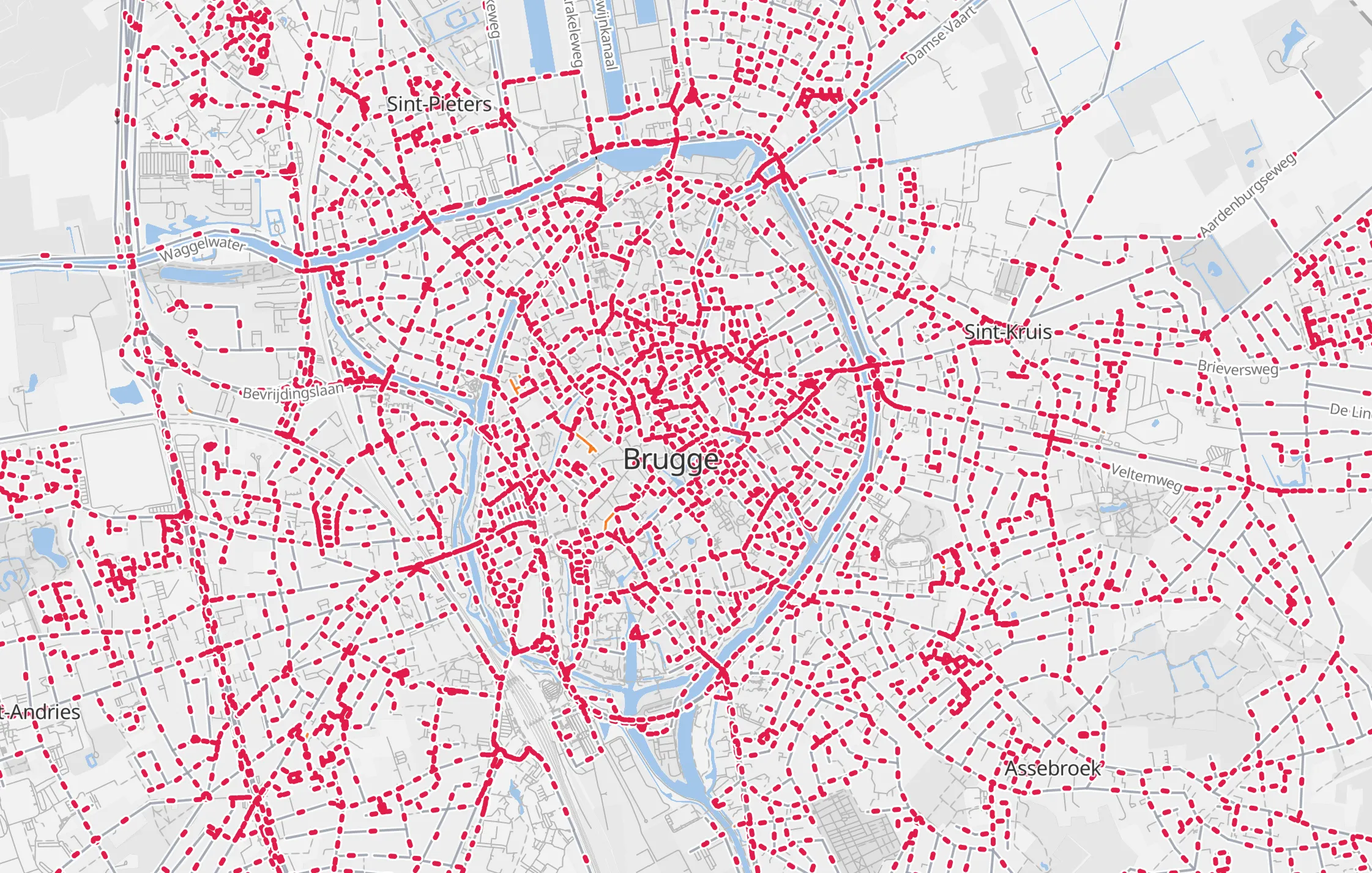 A map with matched traffic counts on each segment in Bruges, Belgium.